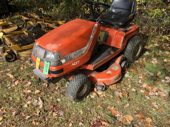 KUBOTA T1400HST RIDING MOWER