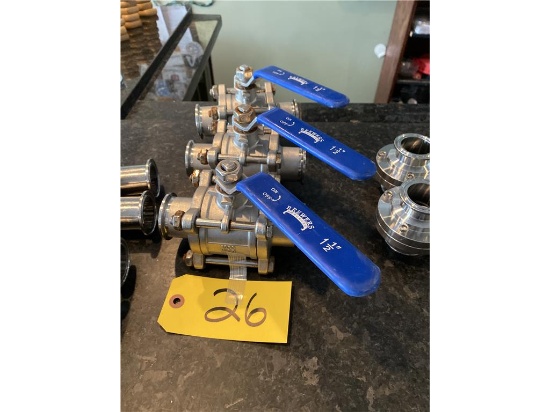 (3) 1.5" 304 STAINLESS STEEL BALL VALVE, 1000 PSI WOG