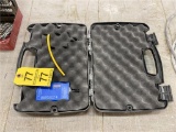 VAC LEAK LEQ-70 COMPACT VACUUM LEAK DETECTOR