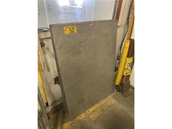 LOT : 7-DOCK PLATES, 6-36X48, 1-24X48