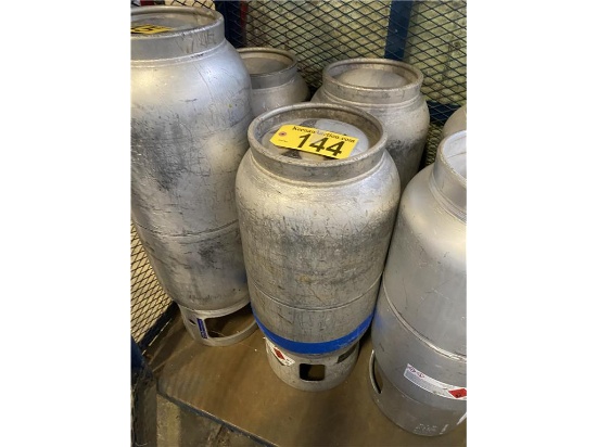 (2) PROPANE CYLINDERS 30LB SELLING BY THE PIECE