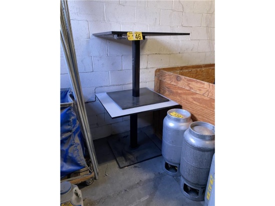 (2) PNEUMATIC ADJUSTABLE TABLES 32 X 32, 44.5"H/29.5"H