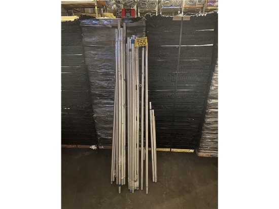 LOT(44) BANNER RODS 4' - 5'