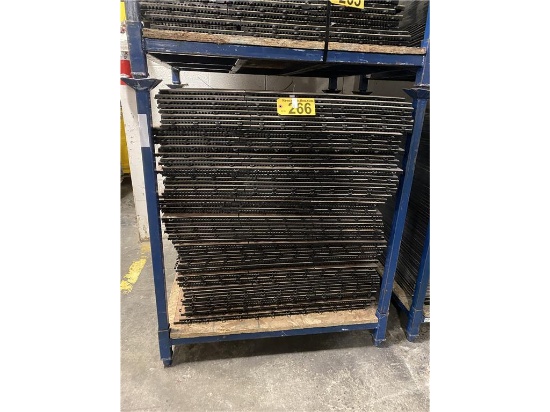 64 3'X3' PANEL SECTIONS OF SNAPLOCK PARKAY FLOORING (9) 12" TILES