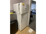 ROPER REFRIGERATOR/FREEZER