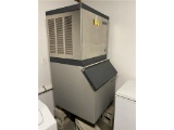 SCOTSMAN MODEL CME256AS-1H ICE MAKER, W/ MODEL HTB350-H ICE BIN