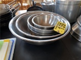LOT OF 10-ASSORTED SIZE STAINLESS STEEL BOWLS