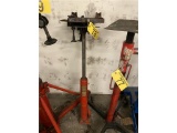 8-TON LONG RAM JACK