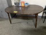 2-LEAF OVAL DINING TABLE