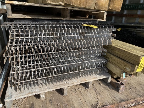 LOT: 18-PIECES OF GRATING, 36" X 3' & 6'
