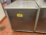 S-SILVER KING UC COMMERCIAL FREEZER MDL. SKUCF7F