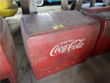 COCA-COLA BOTTLE COOLER FLIP TOP - DD