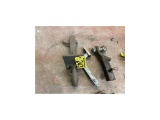 LOT: (3) HITCHES, PINTLE HITCH, (2) BALL HITCHES