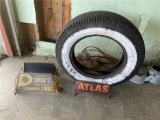 LOT: (2) TIRE STAND DISPLAYS, 1 WITH TIRE