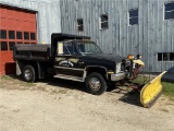 1988 GMC SIERRA 4WD 1-TON DUMP TRUCK W/ FISHER PLOW, MILES: 59,520, VIN: 1GDHV34K8JJ507639