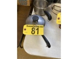 LOT: 2-REVERE WARE SAUCE PANS W/ 1-LID