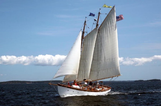 2-HOUR SAIL FOR 2 ADULTS ON SCHOONER OLAD - $106 VALUE