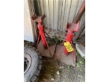 LOT: 2-JACK STANDS