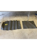 LOT: 2-FLOOR MATS