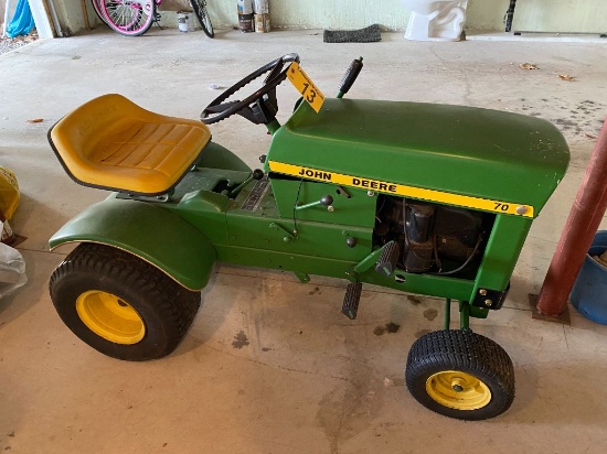 JOHN DEERE MODEL 70 LAWN TRACTOR, 7HP TECUMSEH, 3-SPEED MANUAL