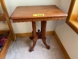 SIDE TABLE 28