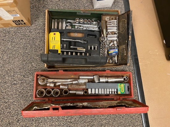 LOT: ASSORTED SOCKETS