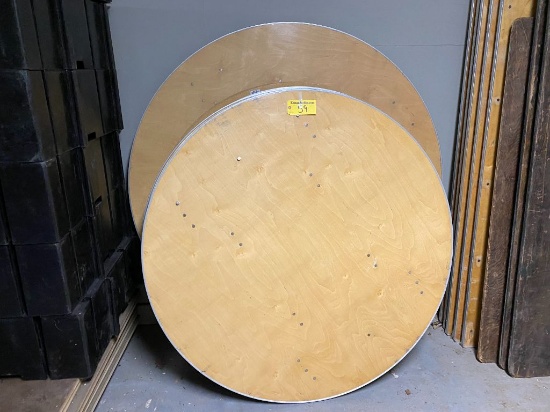 (6) FOLDING BANQUET TABLES: (5) 5' & (1) 6'