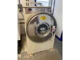 MILNOR COMMERCIAL WASHER-EXTRACTOR, 3PH
