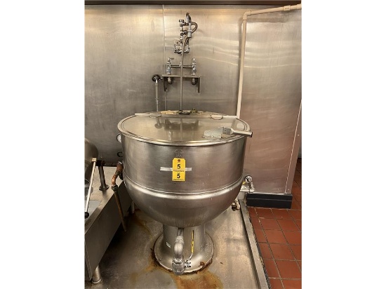 FLR B1: GROEN 40WP, 120-QT. STEAM KETTLE, S/N: 18078 WITH FAUCET & SPRAY NOZZLE