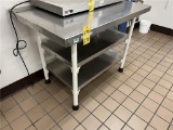 FLR B1: STAINLESS STEEL TABLE WITH 2-LOWER SHELVES, PIPE LEGS