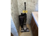 KIRBY 2001 UPRIGHT VACUUM CLEANER