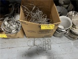 LOT: CHROME WIRE CONDIMENT HOLDERS