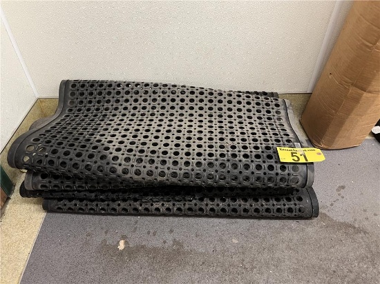 (3) 3'X5' ANTI FATIGUE MAT