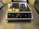 UPDATE INTERNATIONAL 1,800 WATT INDUCTION SINGLE BURNER STOVE, LIST NEW $268