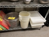 LOT: (3) ROUND CONTAINERS, (1) 18QT. ROUND CONTAINER, (2) MEAT TRAYS