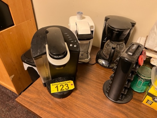 LOT OF (3) COFFEE MAKERS: (2) KEURIGS & (1) MR. COFFEE
