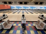 LOT: 2-BRUNSWICK 2000 BOWLING LANES: BRUNSWICK AUTO PINSETTERS MODEL 12-750000, AMF 7352 ACCUSCORE