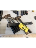 LOT OF ASSORTED HAMMERS & NAIL PULLER