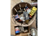 LOT OF ASSORTED VINTAGE CAR PARTS