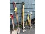 LOT: POST HOLE DIGGER W/(3) HOES - 1 PERFORATED