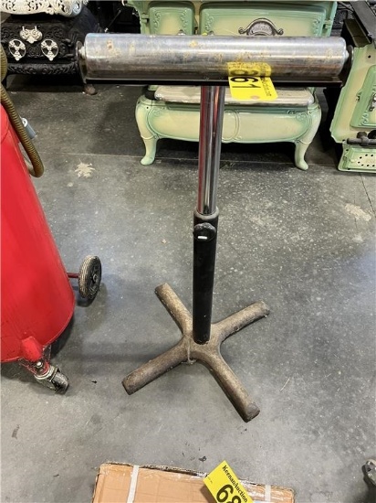 PEDESTAL ROLLER STAND