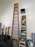 WERNER 12' FIBERGLASS STEP LADDER