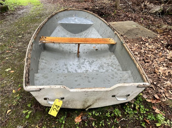 1985 PETE'S PLASTIC BOAT WORKS 4-PERSON FISHING BOAT, S/N: PPBA2222H585