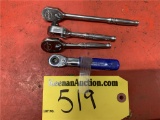 LOT OF 4-ASSORTED RATCHETS: SNAP-ON TC72, T72, FC72, & BLUE-POINT BTWS