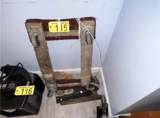 LOT: 4-WHEEL DOLLY, MISCELLANEOUS CASTERS
