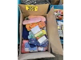 BOX LOT: PEDICURE ACCESSORIES & TOE SEPARATORS