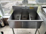 FLR 1: ADVANCE TABCO 3-BAY S/S SINK 36