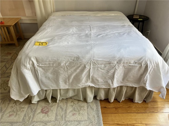 QUEEN SIZE BED FRAME WITH MISSION STYLE NIGHT STAND