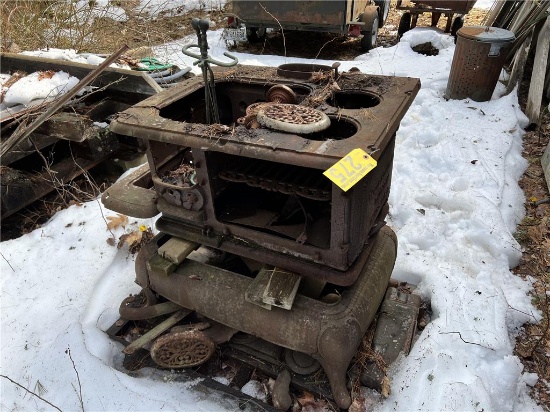 MANUFACTURER: WEIR STOVE CO. MAKE: GLENWOOD E STYLE: COOK STOVE