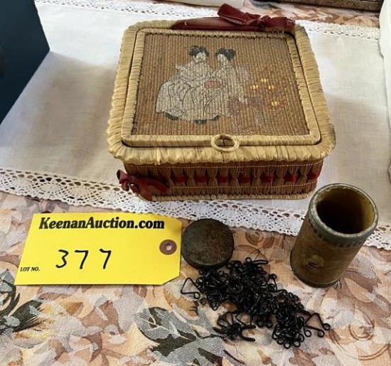 LOT: WICKER NAPKIN BASKET & SEWING ACCESSORIES